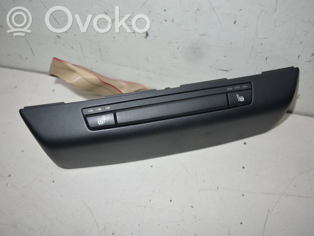 BMW 1 E81 E87 Seat heating switch 