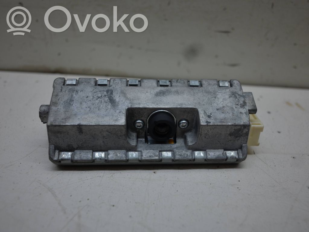Volkswagen PASSAT CC Windshield/windscreen camera 