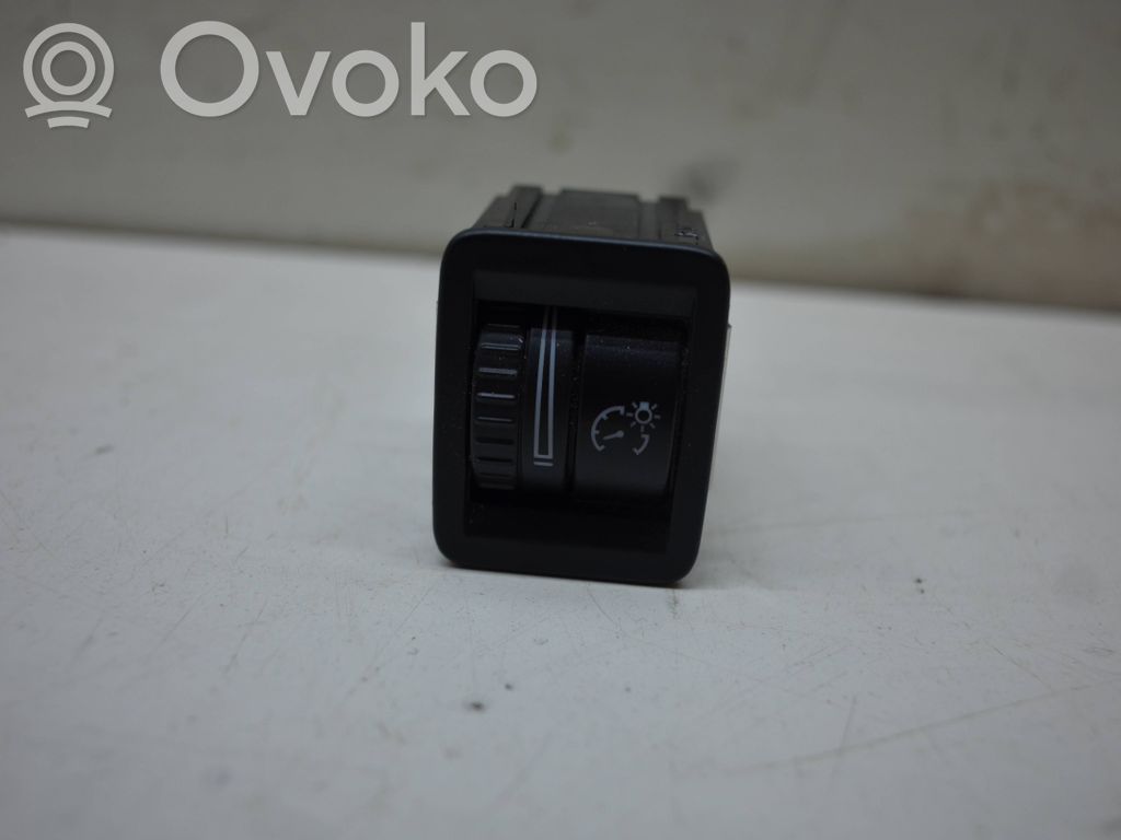Volkswagen PASSAT CC Panel lighting control switch 