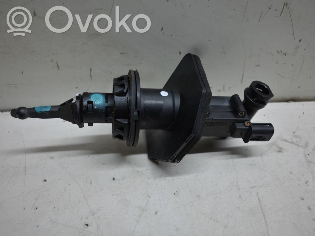 Mazda 3 II Cilindro maestro de embrague 
