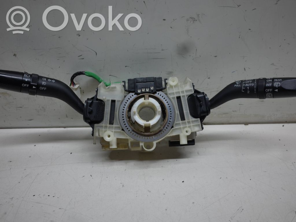 Mazda CX-7 Wiper turn signal indicator stalk/switch 