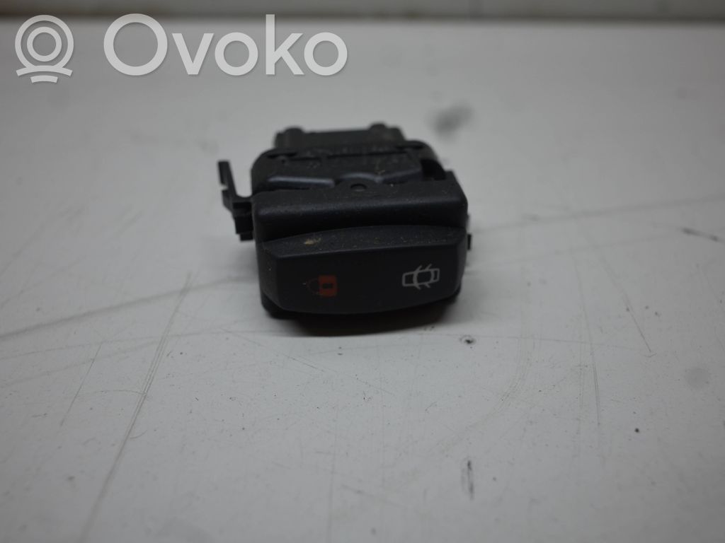 Opel Vivaro Central locking switch button 