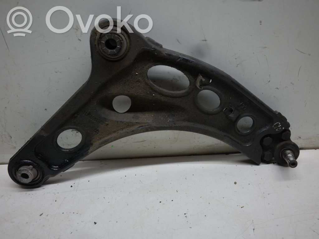 Opel Vivaro Front lower control arm/wishbone 