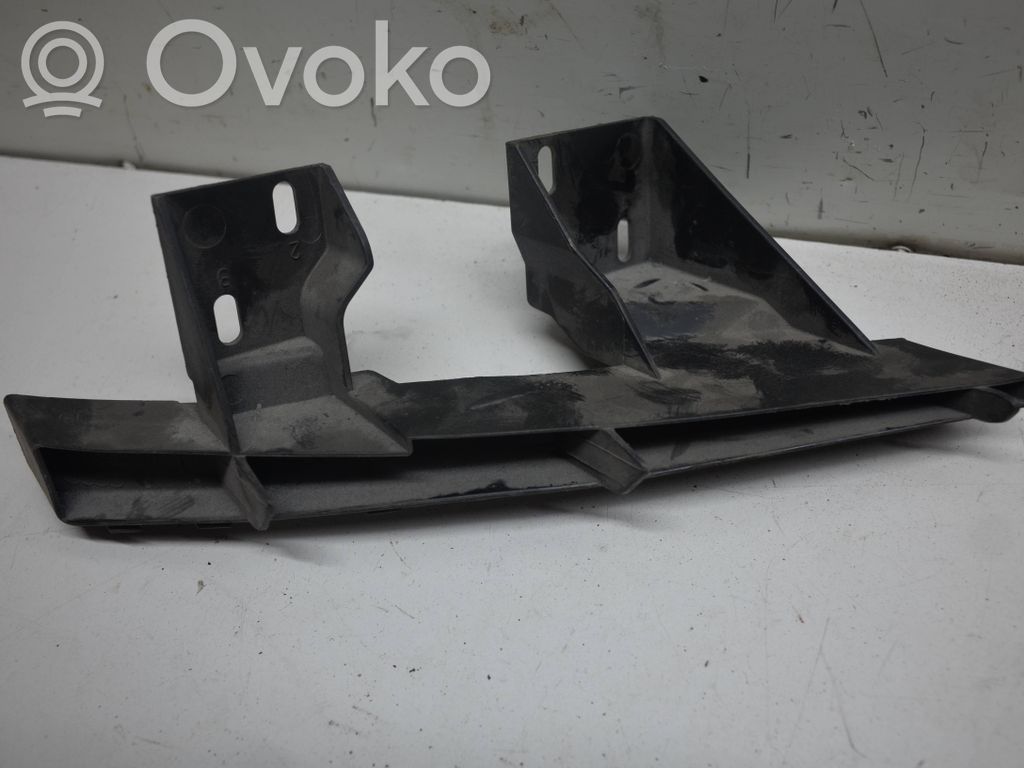 Audi Q7 4L Front bumper mounting bracket 