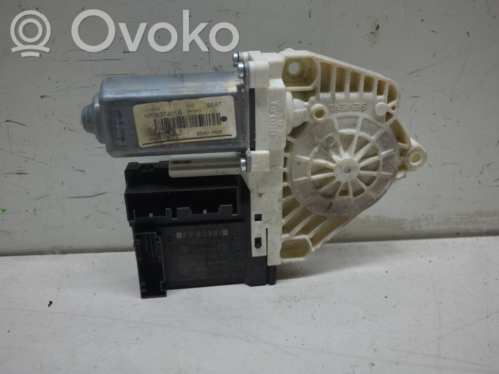 Seat Leon (1P) Silnik regulatora szyby drzwi przednich 