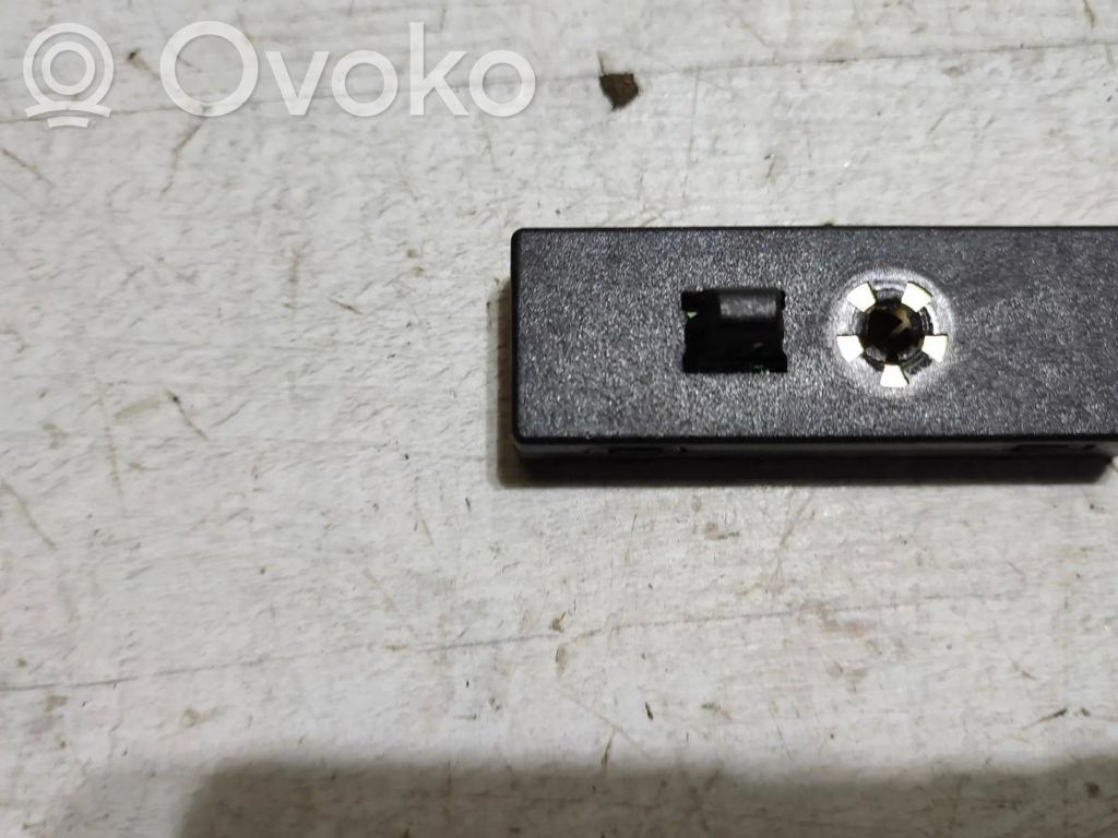 Volvo V40 Aerial antenna amplifier 