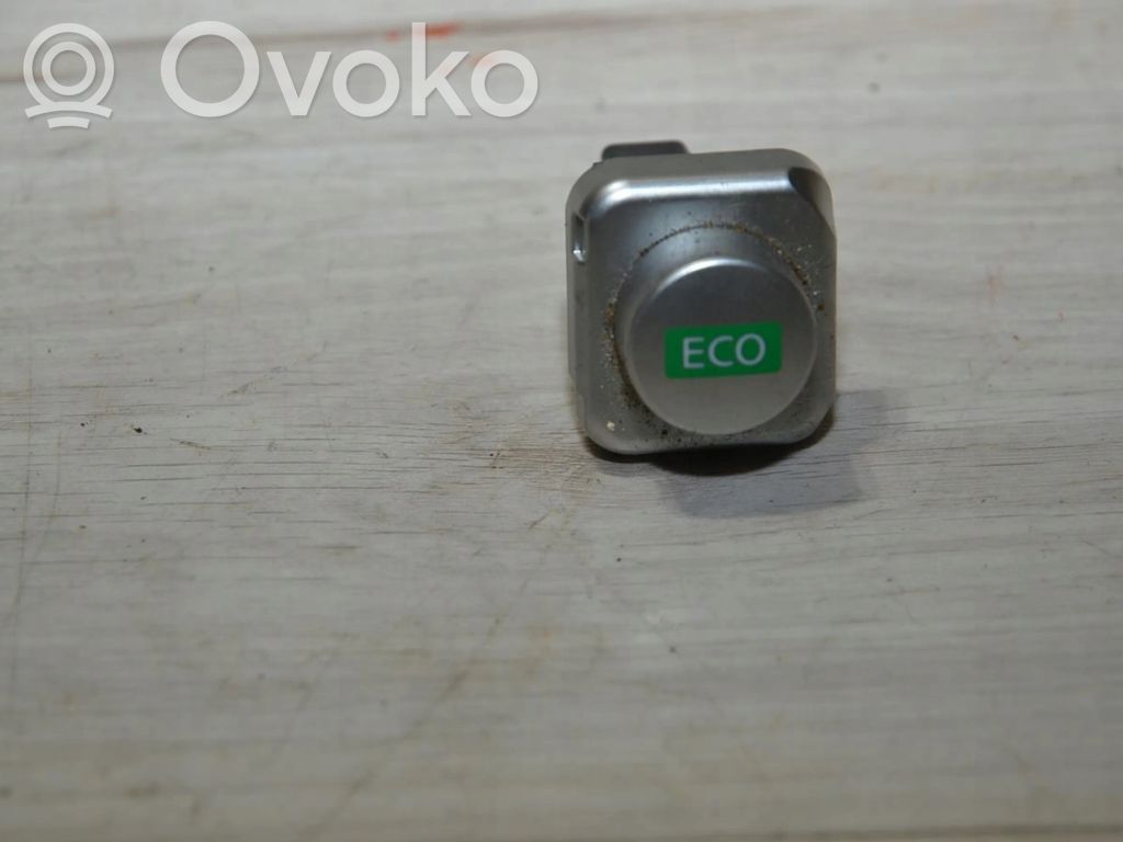 Other switches/knobs/shifts