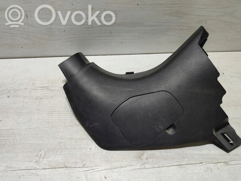 Foot area side trim   DB5J68370