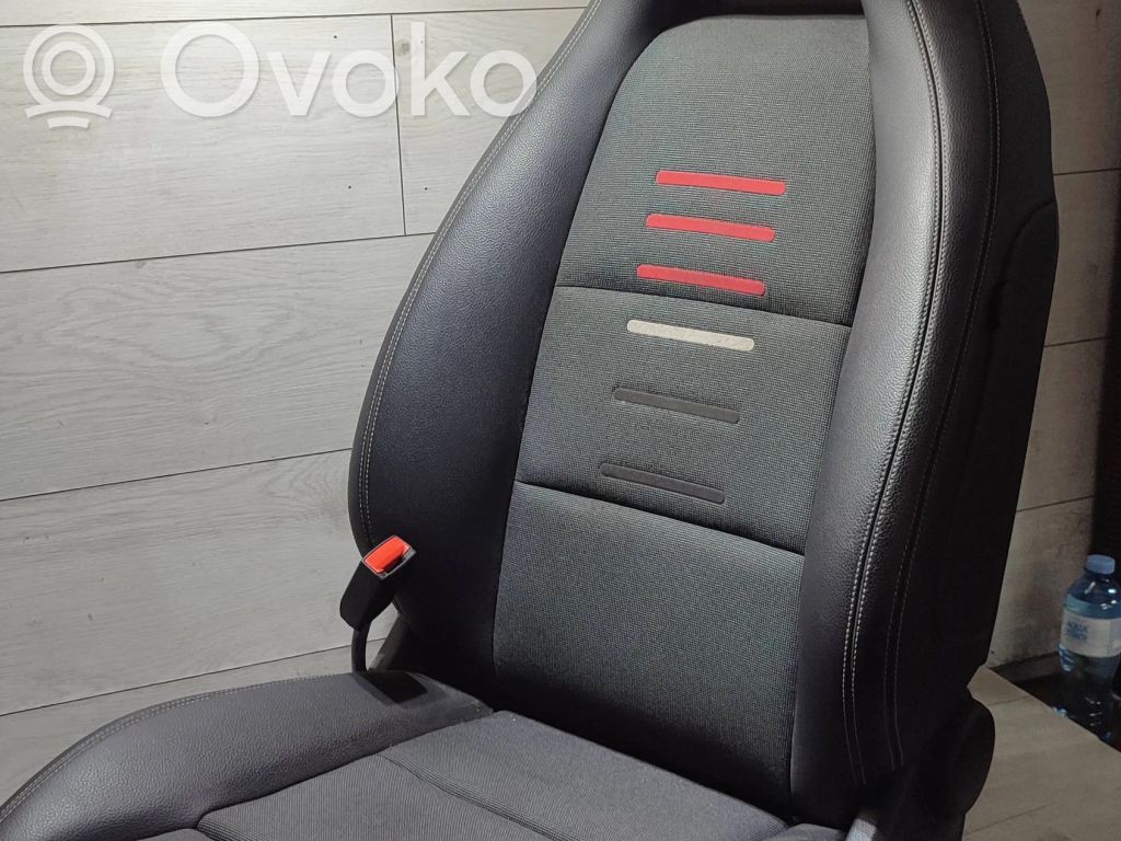 Mercedes-Benz A W176 Front driver seat 