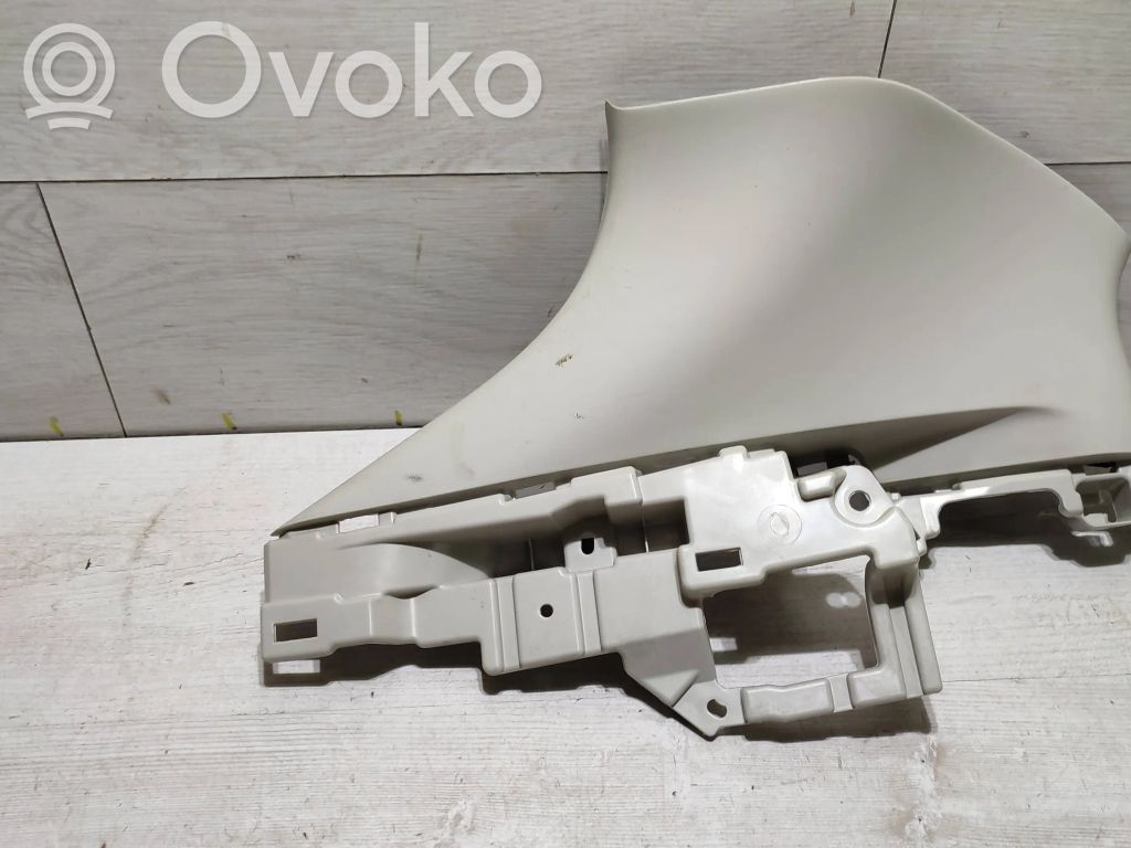 Osłona środkowa słupka / C   BJT66826,KE220