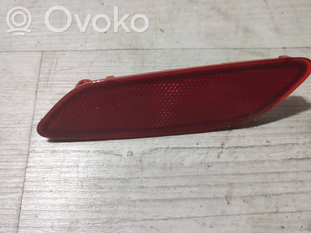 Opel Corsa F Reflector spate 