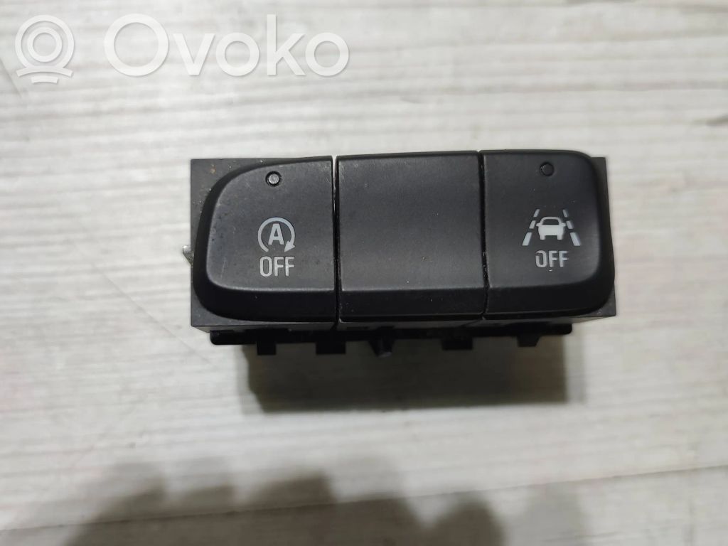 Opel Corsa F Przycisk kontroli trakcji ASR 