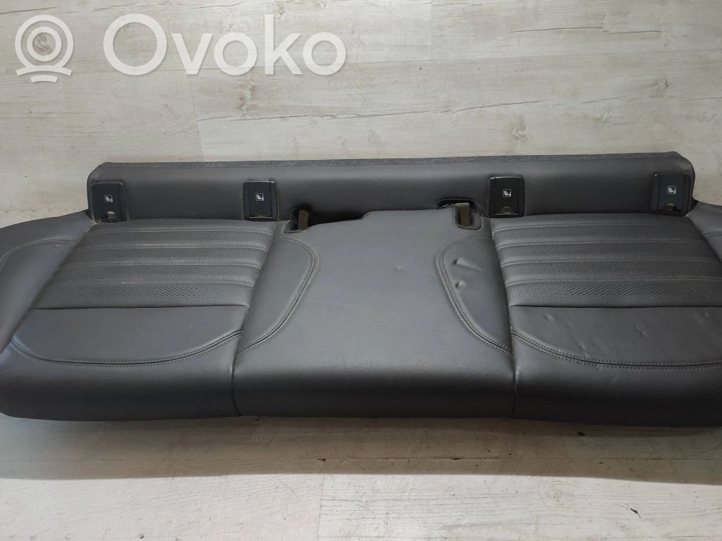 Alfa Romeo Stelvio Second row seats 