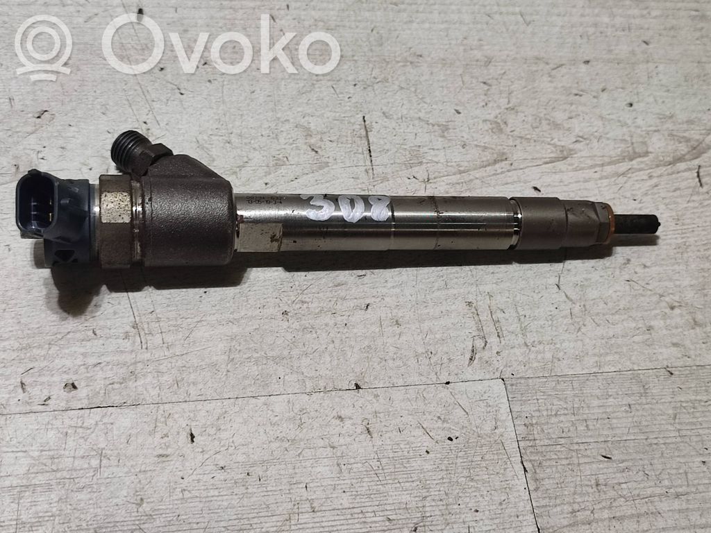 Peugeot 308 Fuel injector 