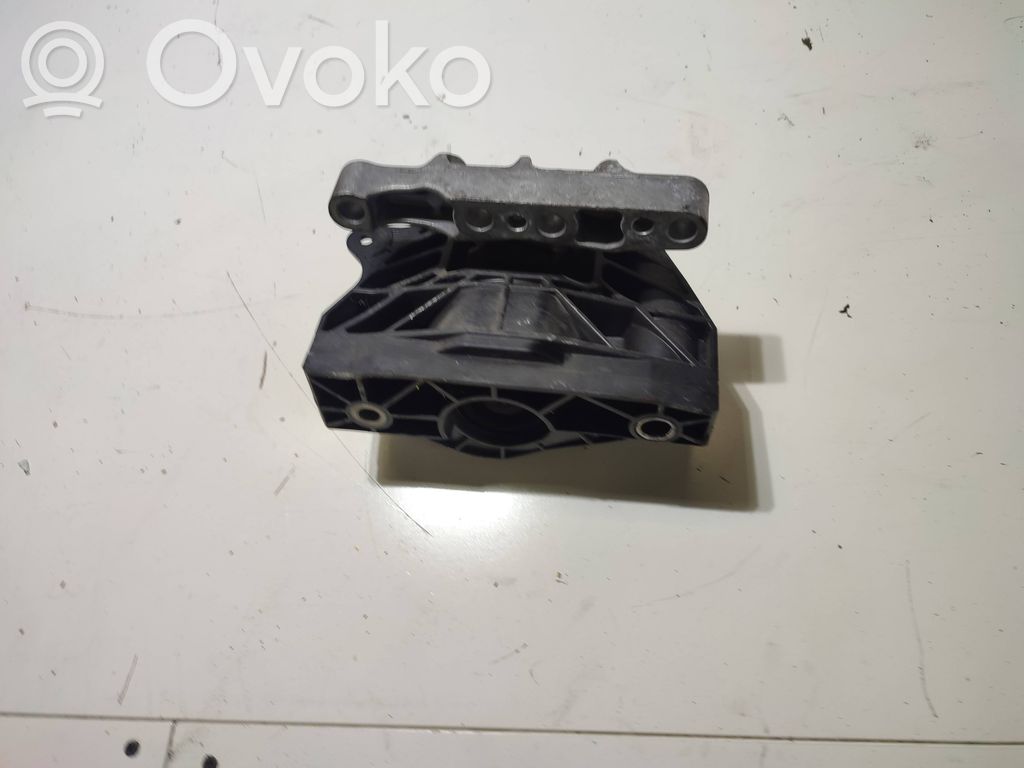 Peugeot 2008 II Engine mount vacuum valve 