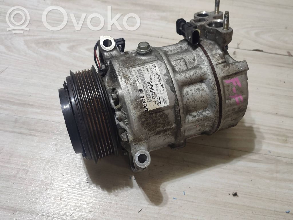 Jaguar F-Pace Air conditioning (A/C) compressor (pump) 