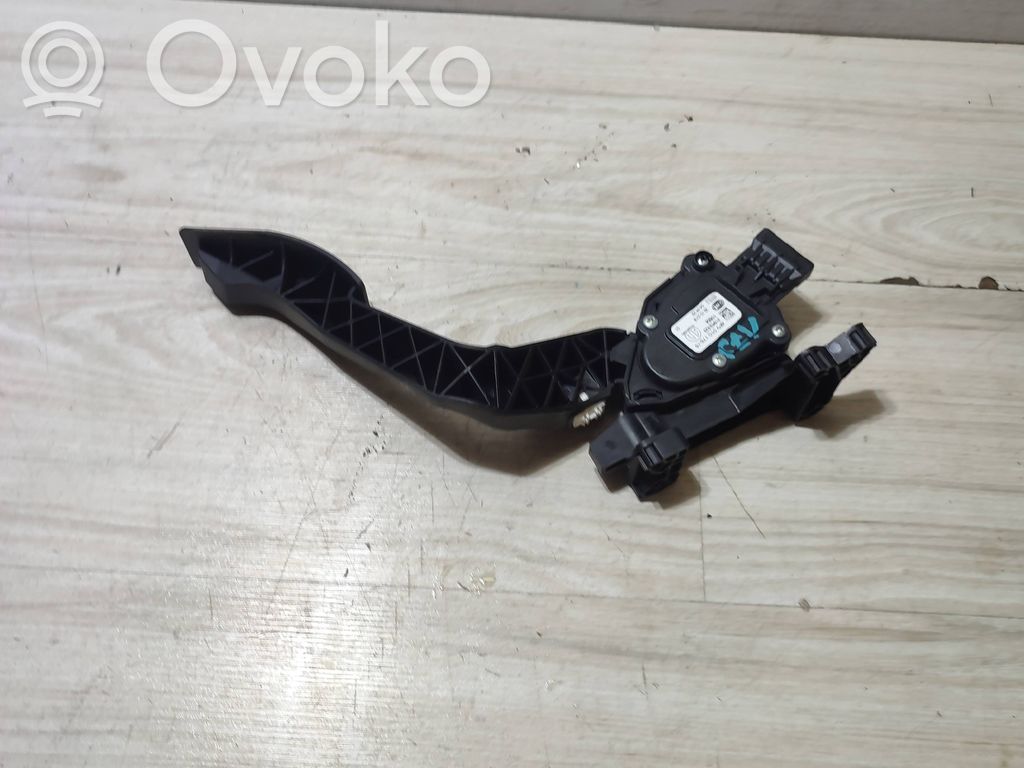 Fiat 500X Accelerator throttle pedal 