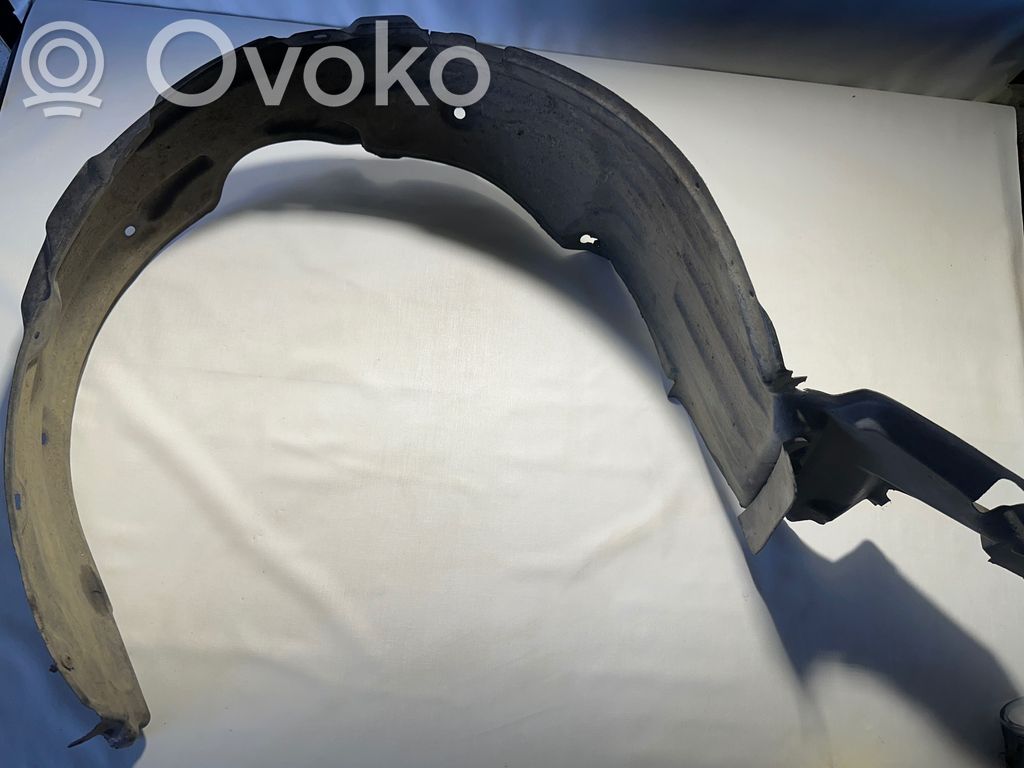Toyota Corolla Verso AR10 Apakšspārns 
