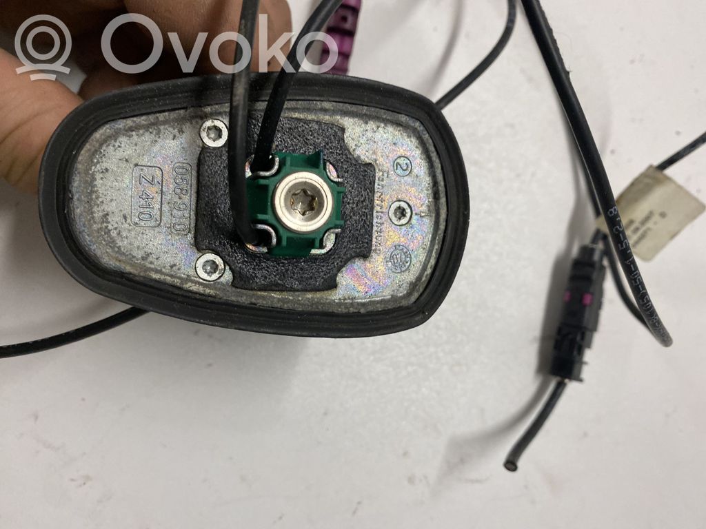 Mercedes-Benz C AMG W204 Aerial GPS antenna 