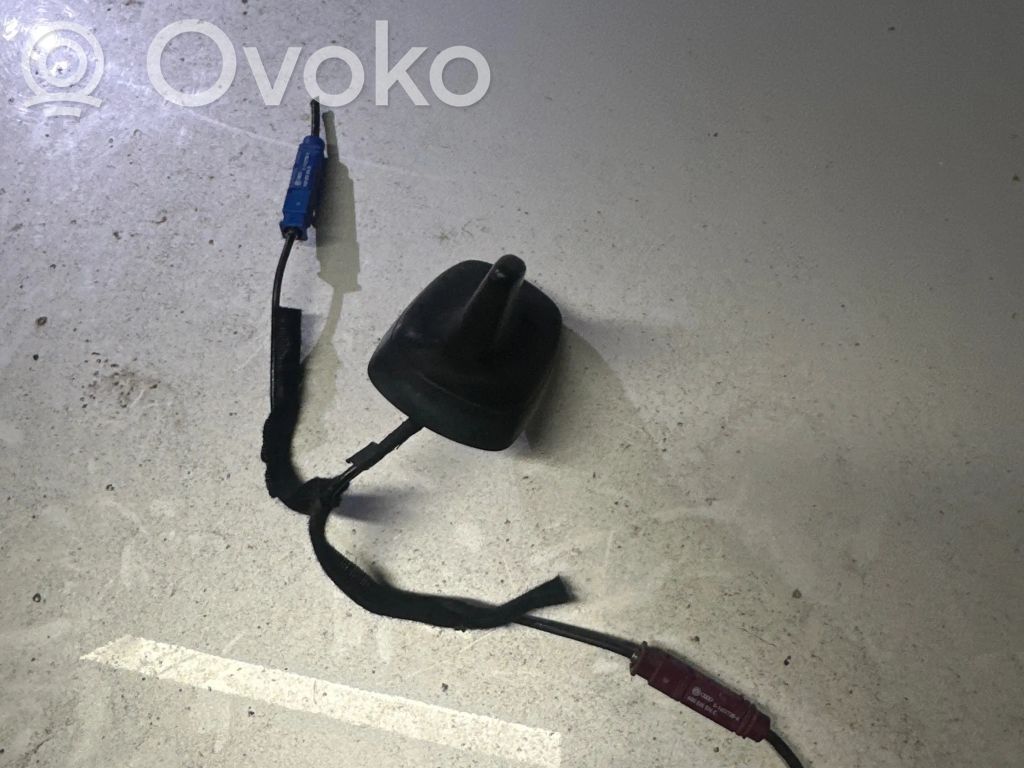 Audi A4 S4 B8 8K GPS-pystyantenni 