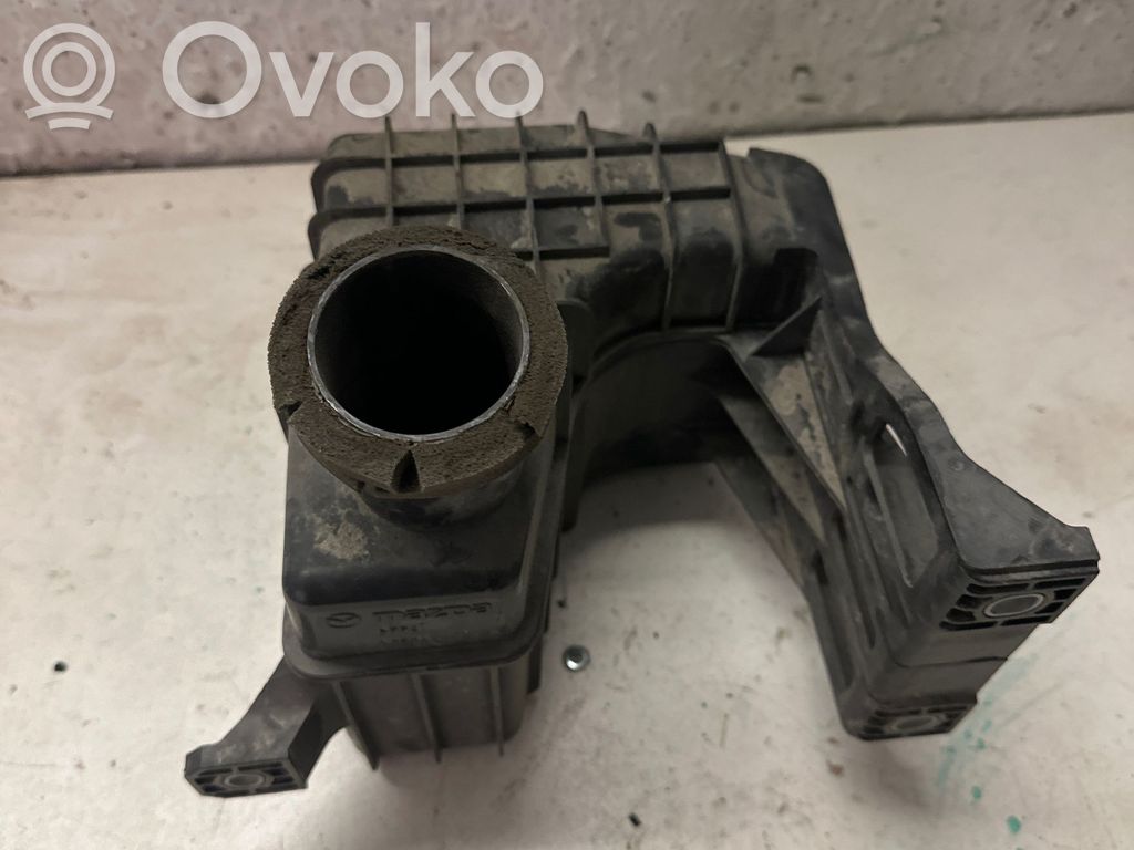 Mazda 6 Air filter box 