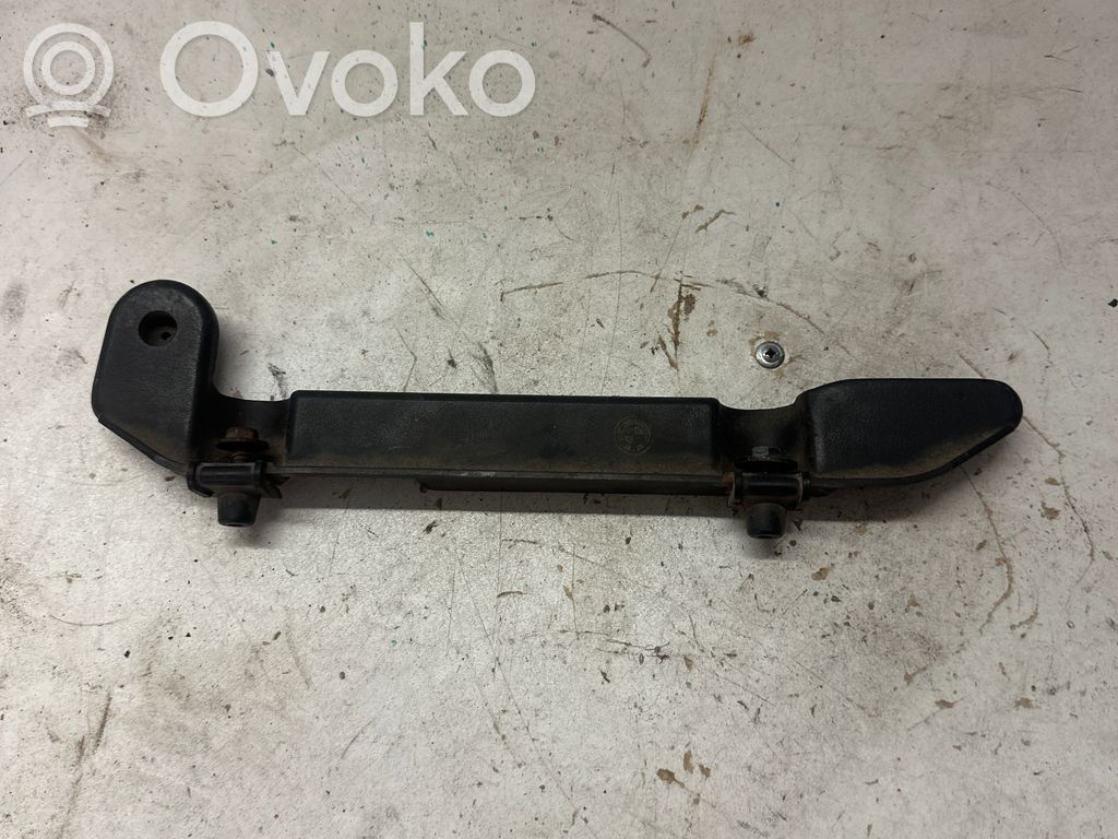 Radiator mount bracket   1709347,17711,510671