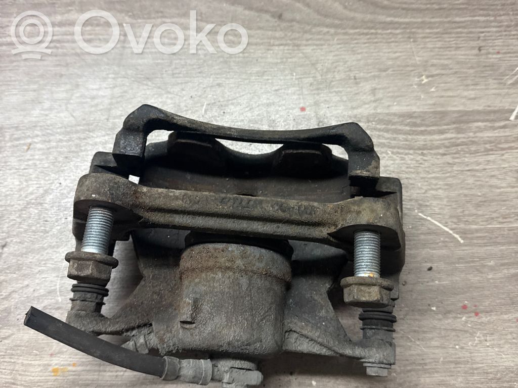 Volkswagen Golf VII Передний суппорт 