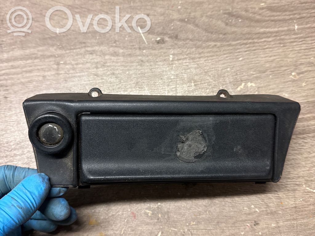 BMW 3 E30 Otros repuestos del interior 