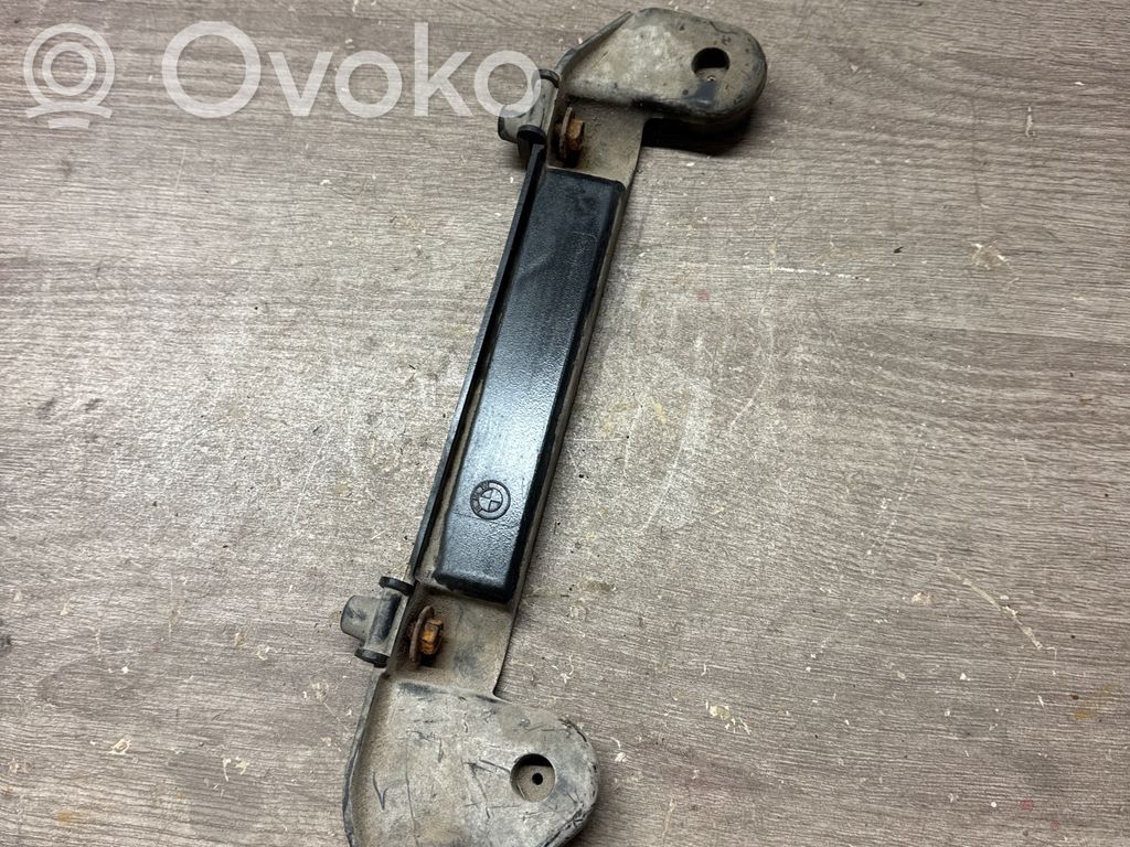BMW 3 E30 Radiator mount bracket 