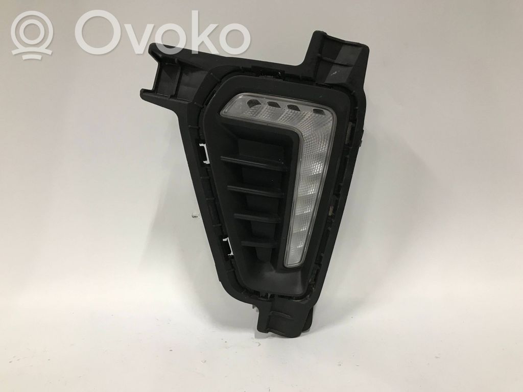 Maxus e-Deliver 3 LED Daytime headlight 