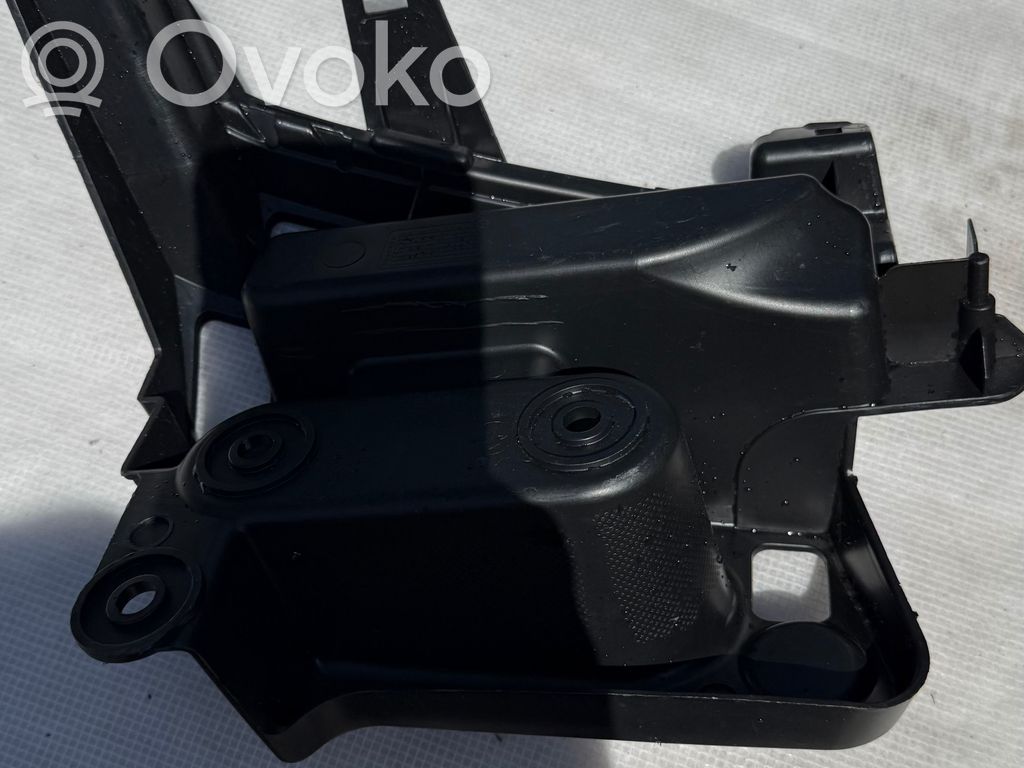 Peugeot 208 II Uchwyt / Mocowanie zderzaka tylnego 