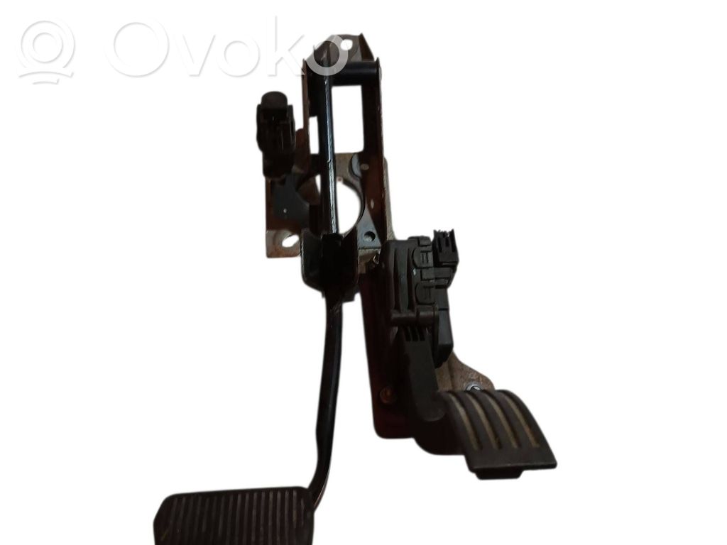 Volvo C70 Brake pedal 