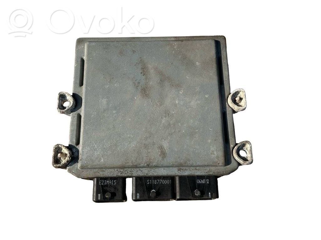Unidad de control/módulo del motor   30743623