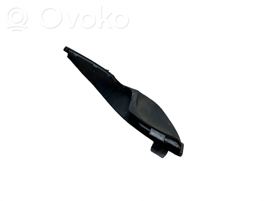 Volvo V70 Windshield trim 
