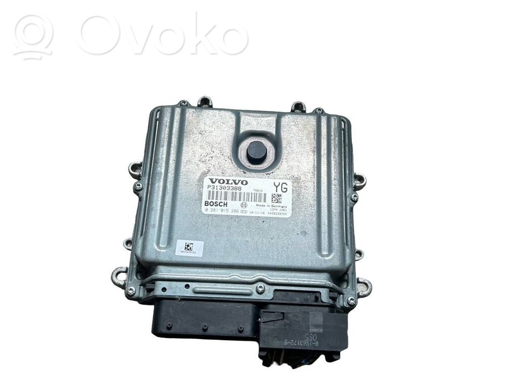 Volvo XC70 Engine control unit/module 