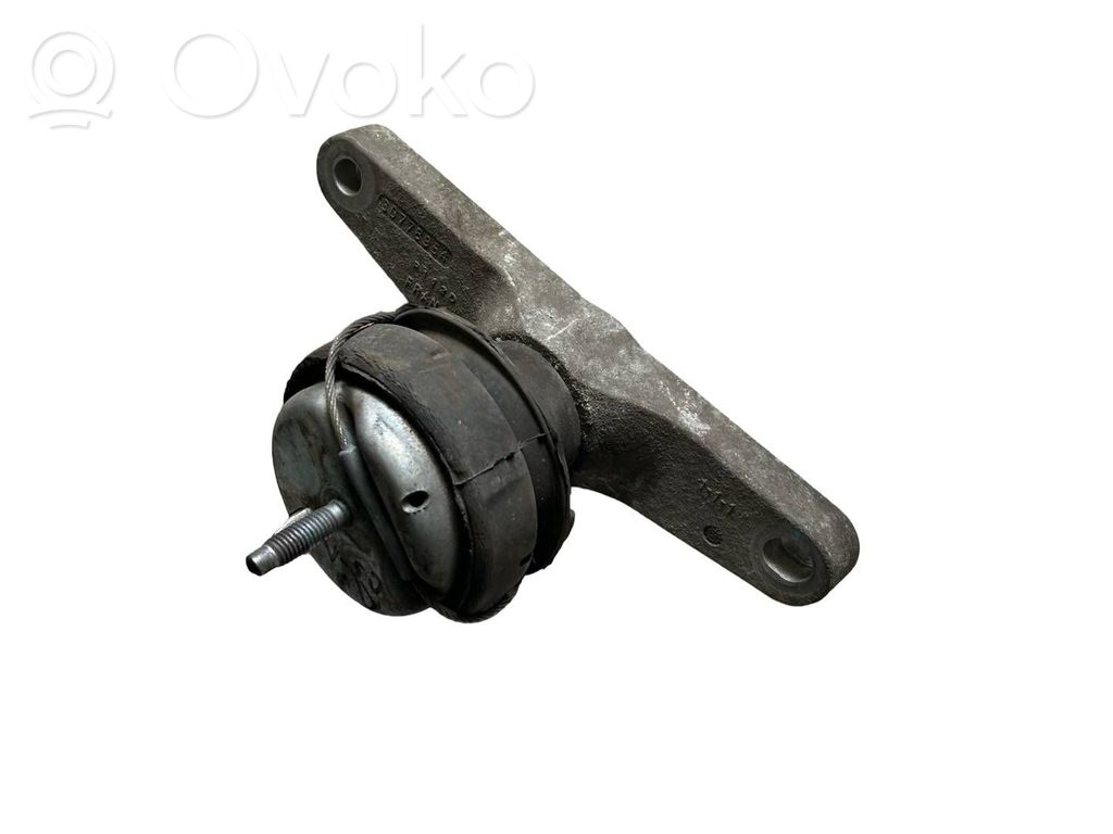 Engine mount bracket   30778954,30778953