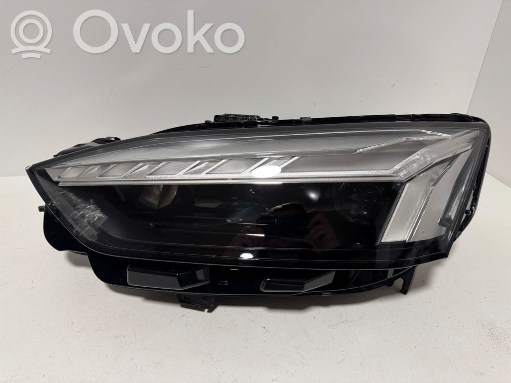 Audi A5 Headlight/headlamp 