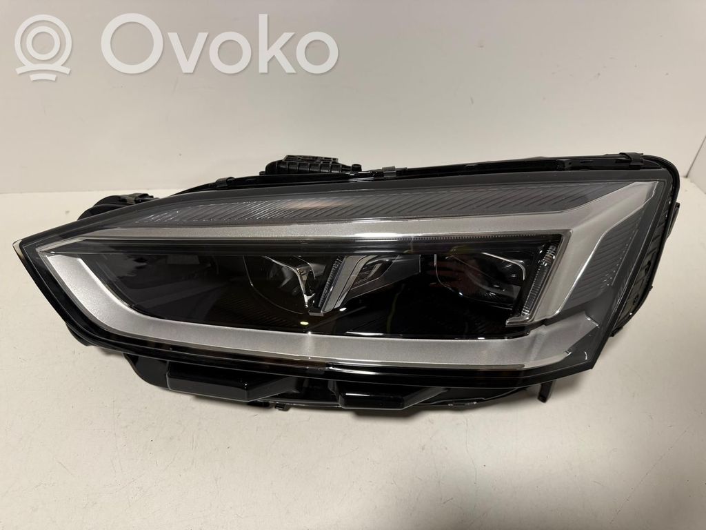 Audi A5 Headlight/headlamp 