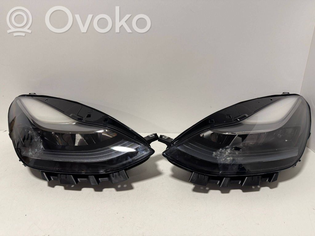 Tesla Model 3 Lampy przednie / Komplet 
