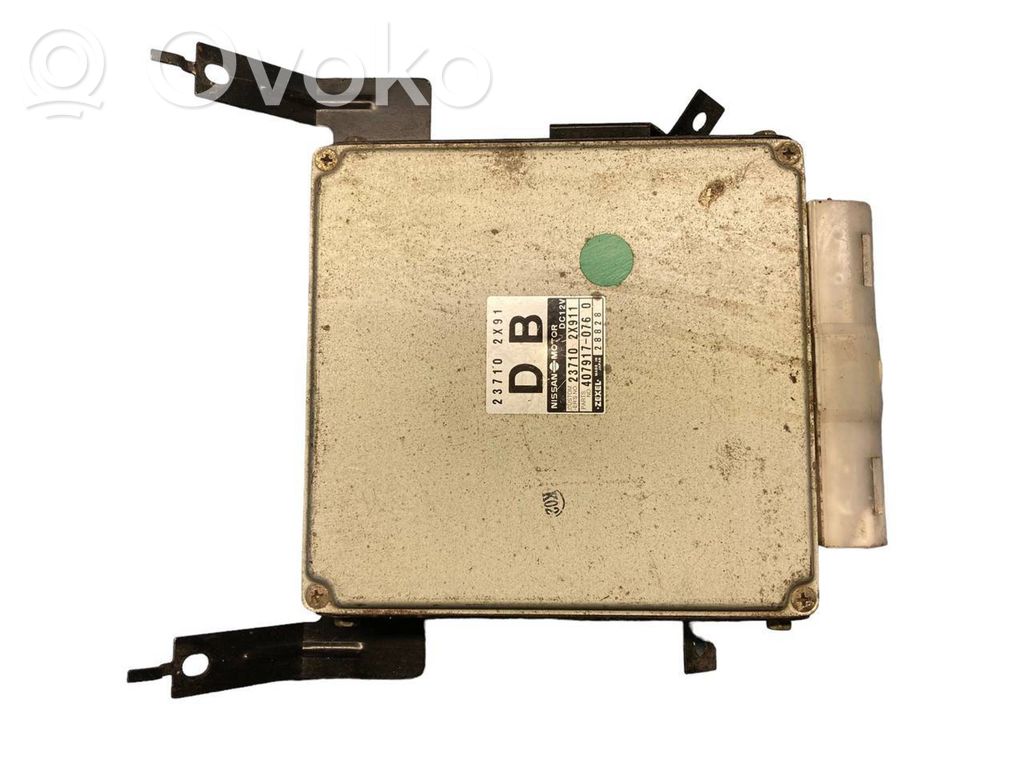Nissan Terrano Engine control unit/module 