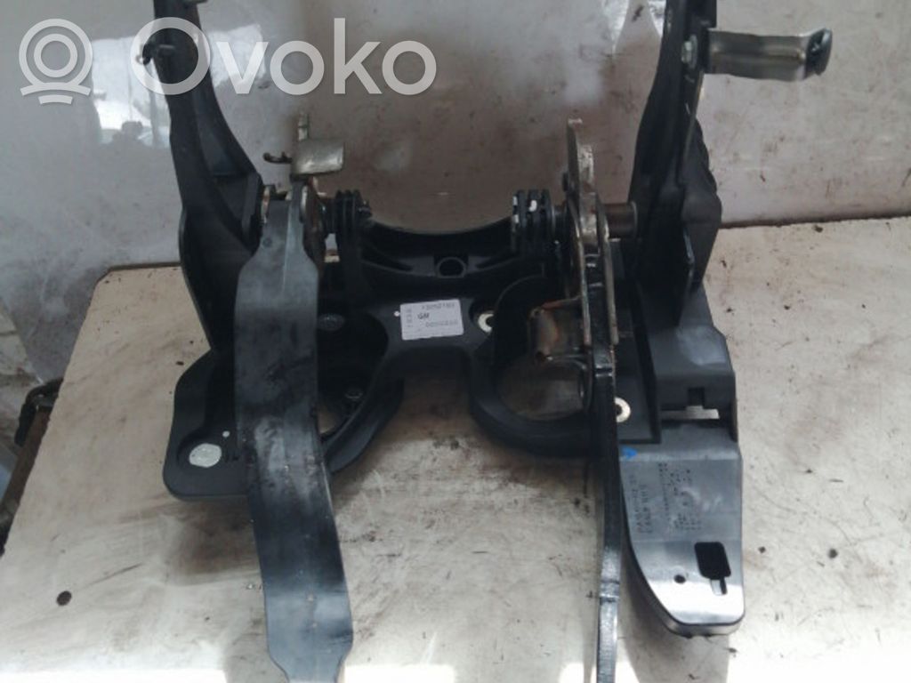 Assemblage pédale   13252183,0000358