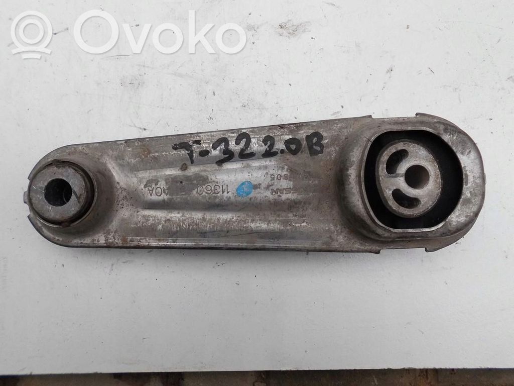 Nissan X-Trail T32 Suport tampon motor 