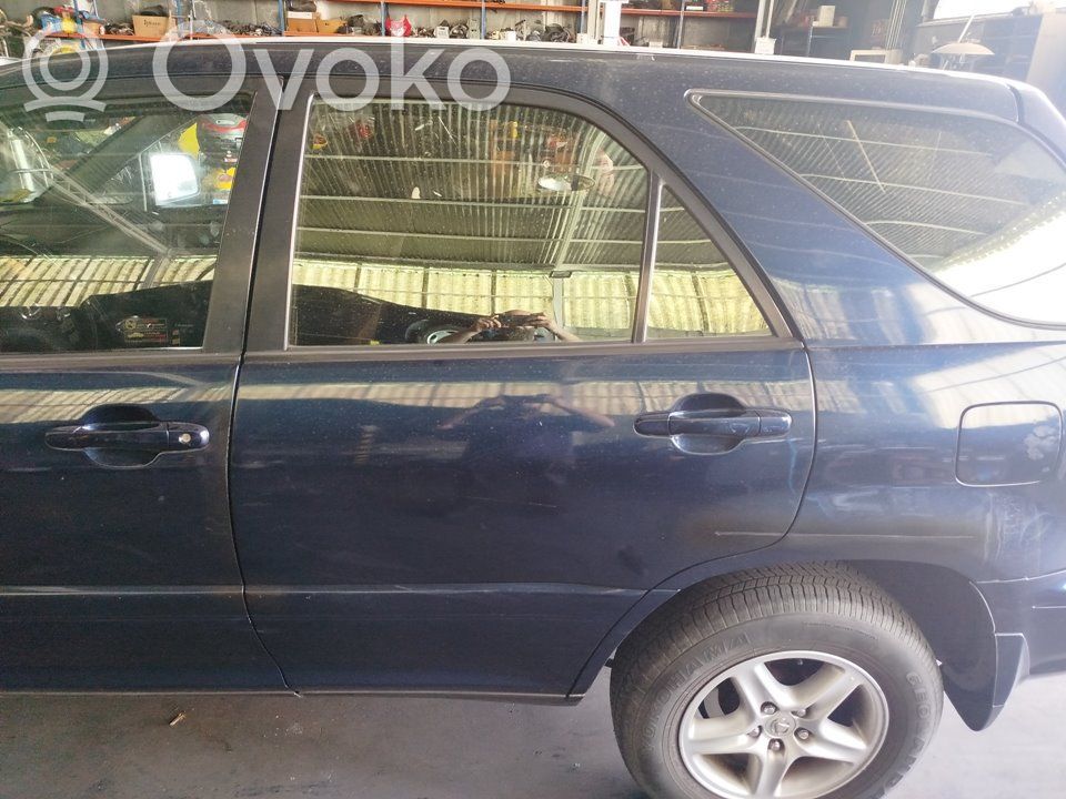 Lexus RX 300 Puerta trasera 