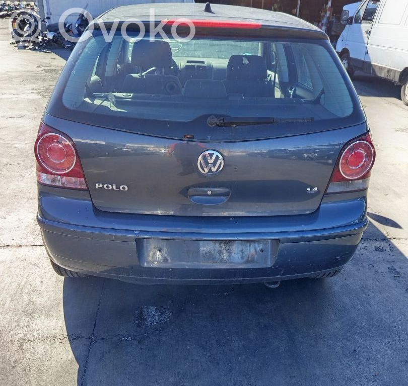 Volkswagen Polo IV 9N3 Tailgate/trunk/boot lid 