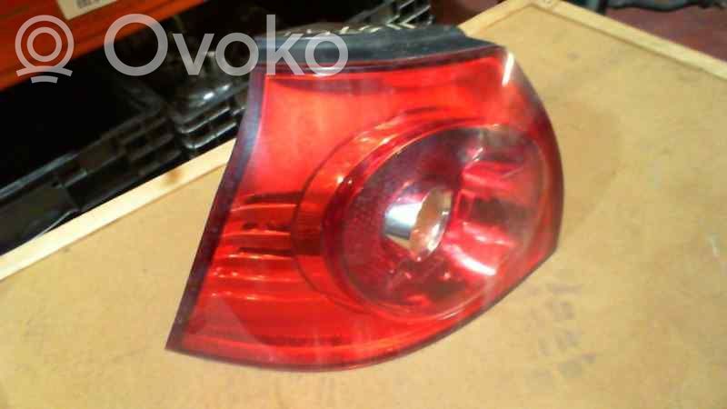 Volkswagen Golf IV Lampă spate în caroserie 