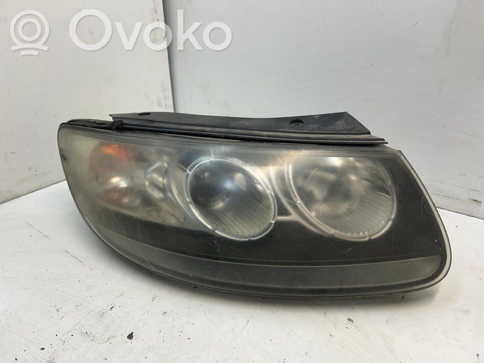 Hyundai Santa Fe Lampa przednia 