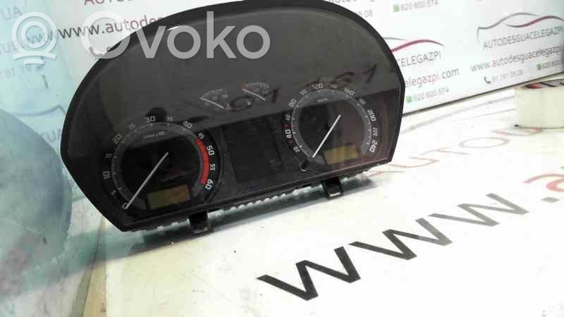 Skoda Fabia Mk1 (6Y) Inny element deski rozdzielczej 