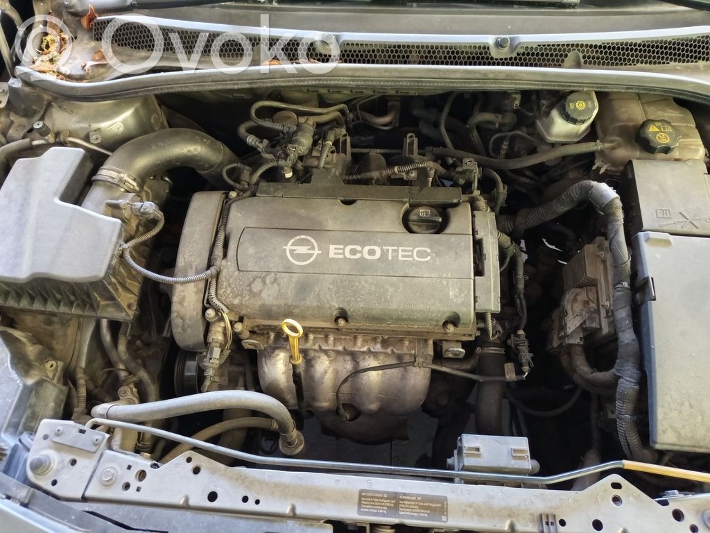Opel Astra J Inne wyposażenie elektryczne 