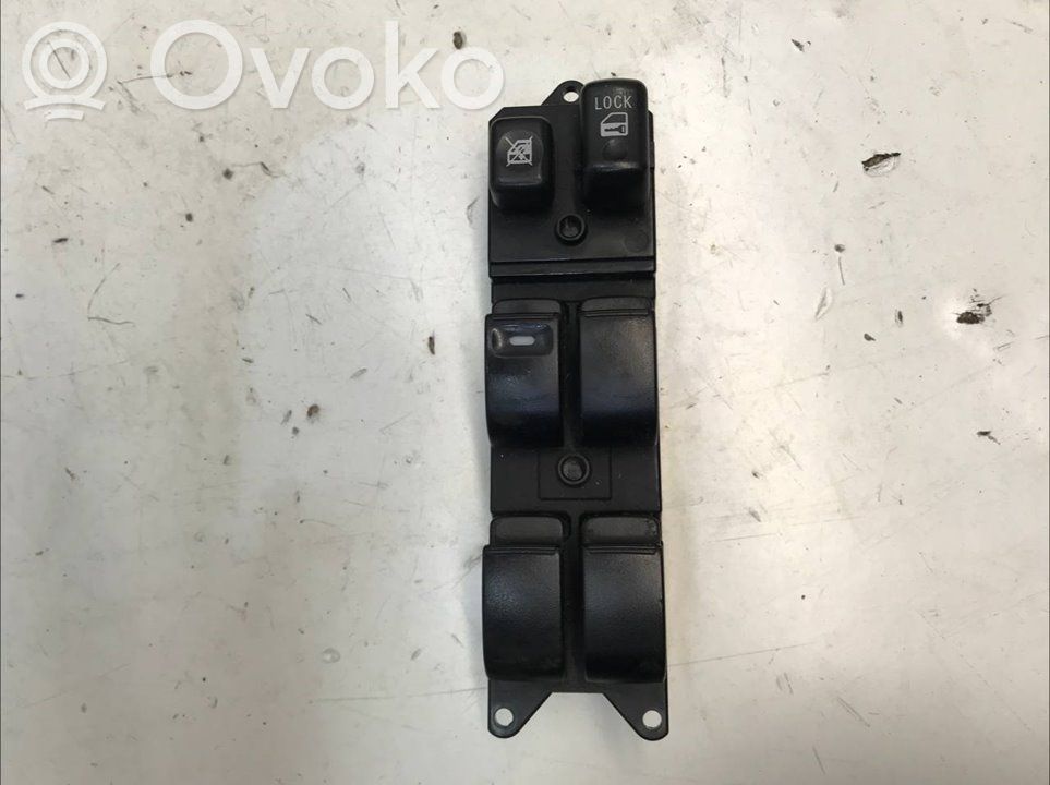 Electric window control switch   8608A060,554045