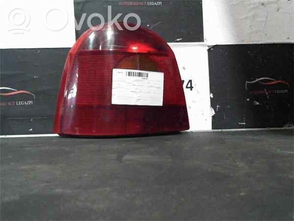 Renault Twingo I Задний фонарь в кузове 